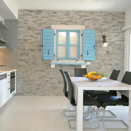 Apartments Elza-2