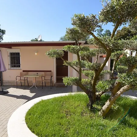 Apartmani Dekovic Materada-2