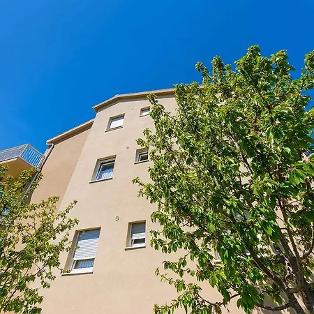 Brkic - Three Bedroom-2