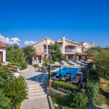 Poolside Stone Residences - Marina Bok-2
