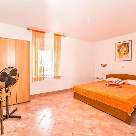 Apartments Salcinovic-2