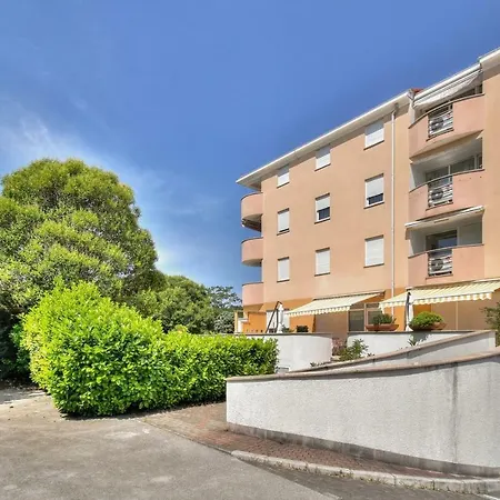 Apartment Branka - Monterol-3
