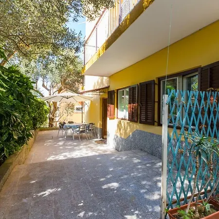 Apartments Helena, Mali Losinj-3