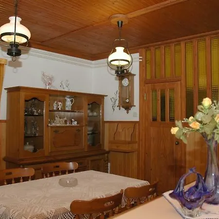 Guesthouse Mimas-2