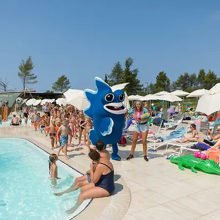 Mobile Homes Camping Santa Marina, Lanterna-3