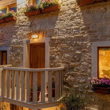 Stone House Luxury Rooms-2