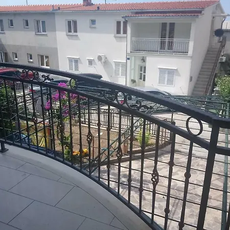 Apartmani Five-3