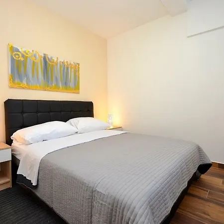 Stella Apartments-3