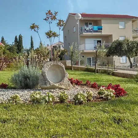 Guesthouse Olei-2