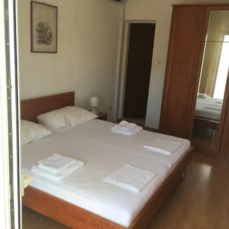 Apartments&rooms Velada-2