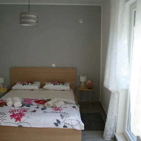 Room With Garden-3