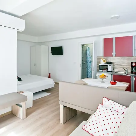 The Garden Rooms & Suites-2