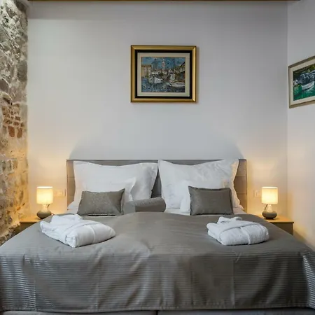 Id Regal Residence-2
