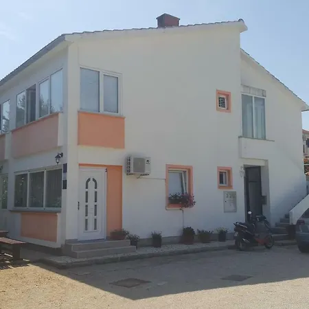 Guest House Dijana-3