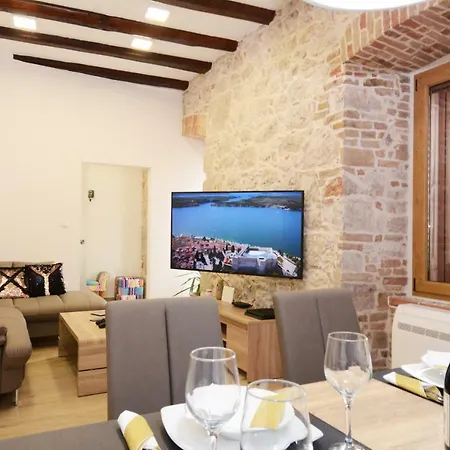 Xy Suites - Design Apartments-2