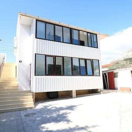 Rooms & Studio Apartment Mira-3