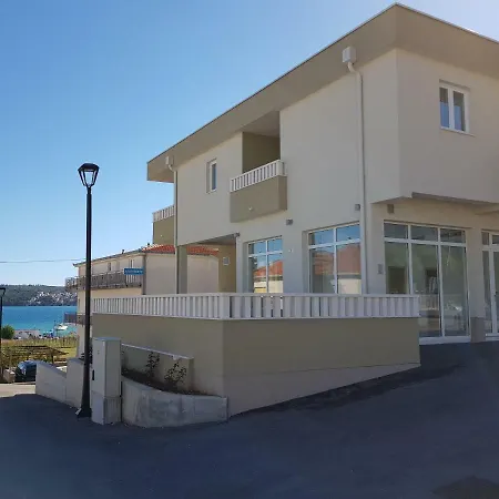 Apartmani Marella-3