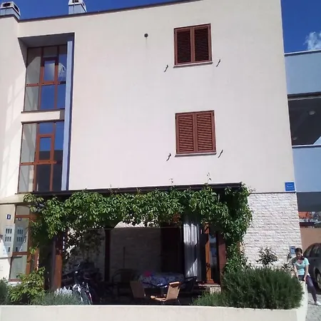 Apartman Edi-3