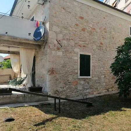 Studio Apartman Adris-3