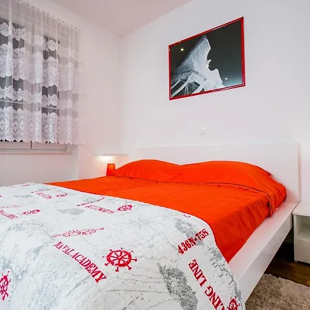 Guesthouse Old Mulberry-3