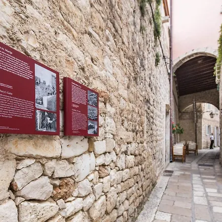 Holiday Home City Walls-3
