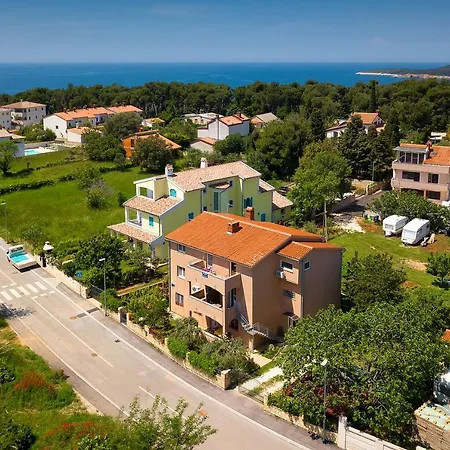 Vila Milla-2