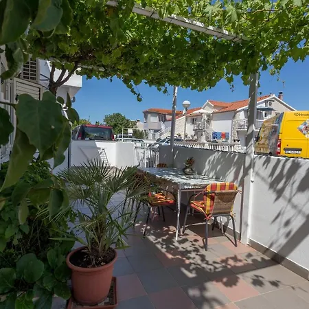 Apartments Sanja-3