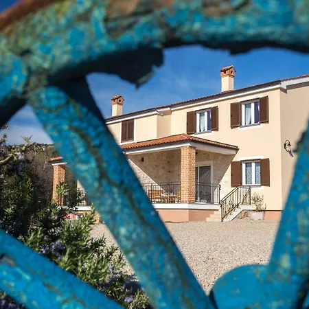 Villa Poduniz-2