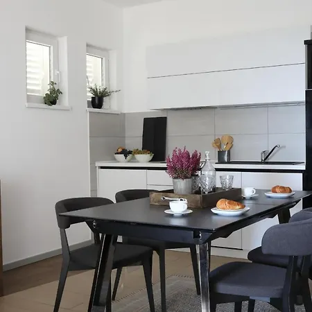 Pegasus Apartments & Rooms-2