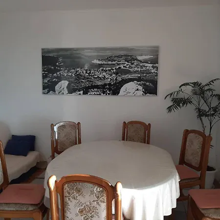 Apartments Villa Ravlic-3