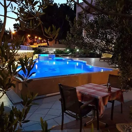 Hotel Villa Dzamonja-2