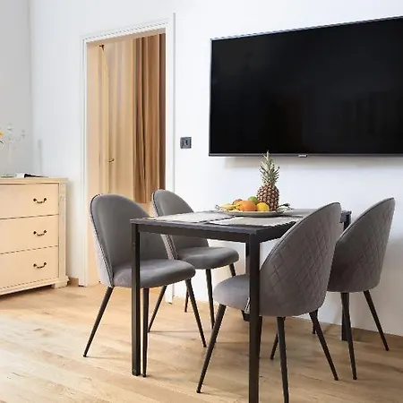 Ivan Apartments-3