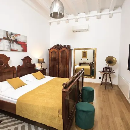 Ivan Apartments-2