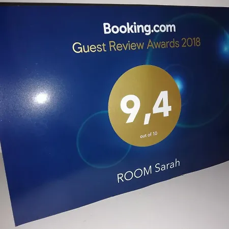 Room Sarah-3