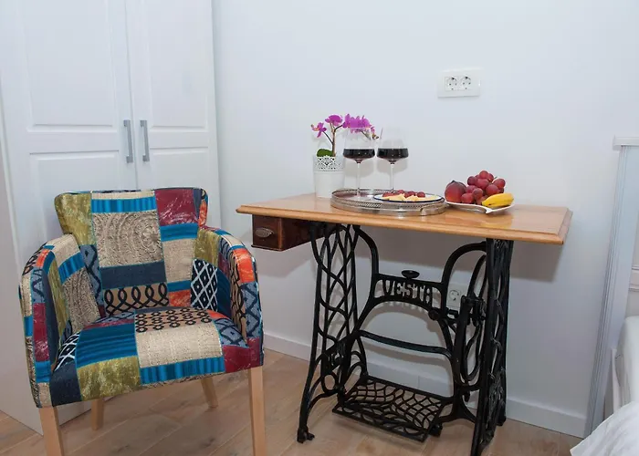 Bed and Breakfast Sobe Bile Pag Town