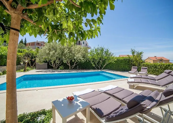 Apartments Milas Podstrana