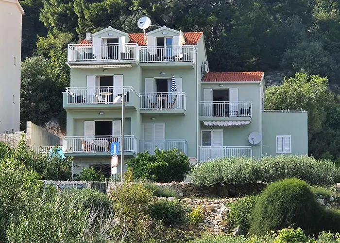 Apartments Frane Hvar Town admite animales