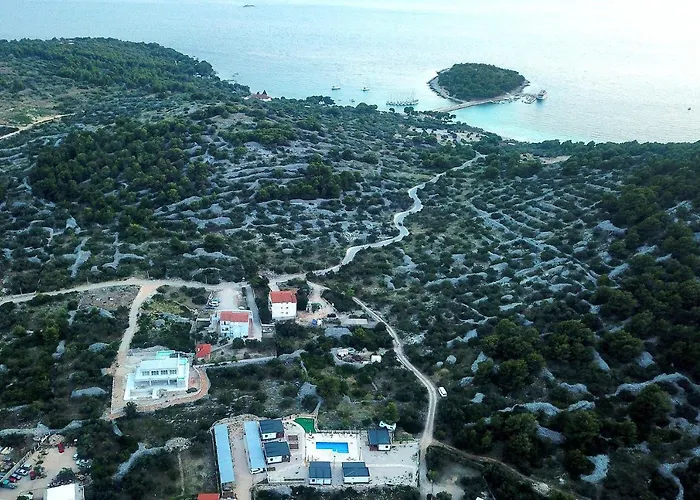 Marina Brugor Murter