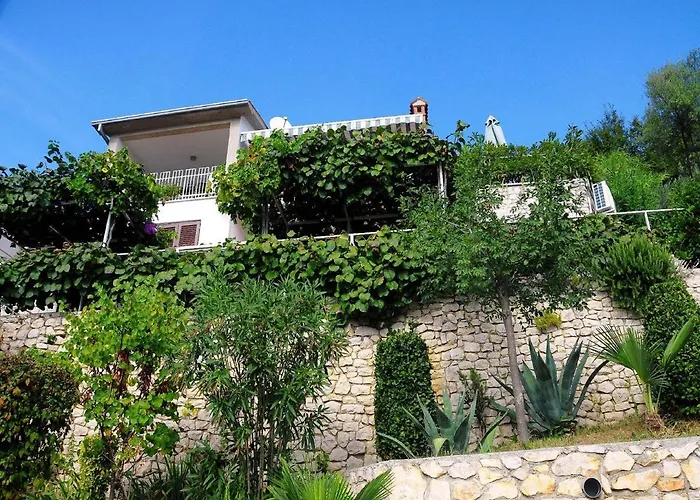 Apartments Mandica Rabac