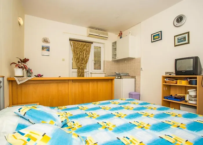 Apartments Culina Rab Town