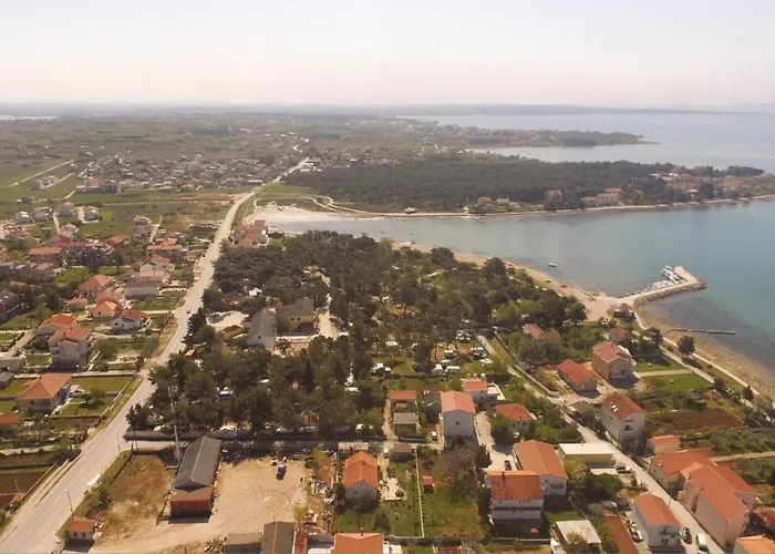 Apartmani Piero, Privlaka