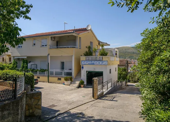 Apartments Kasalo Trogir With Golf Course