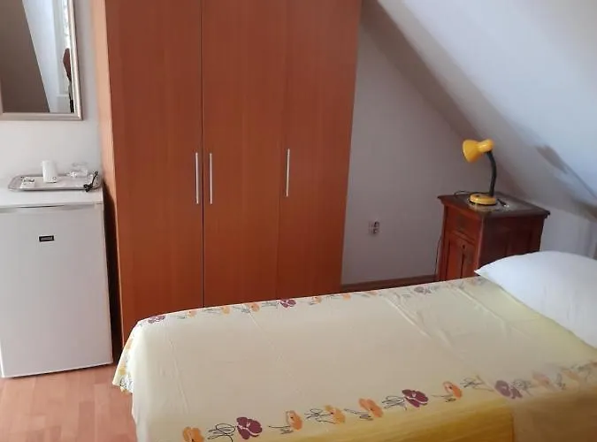 Opium Old City Apartment Split