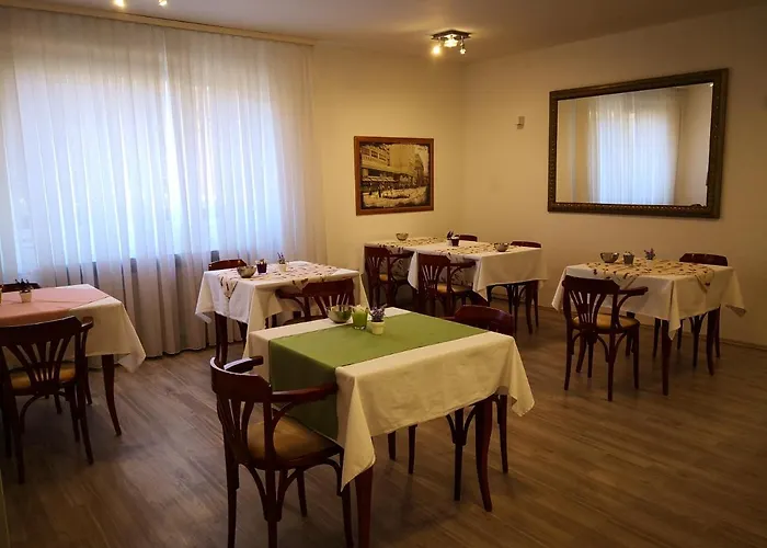 Grand Bells Bed And Breakfast Zagreb