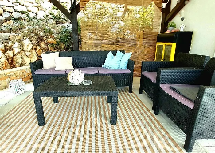 Beach House Roko With Sea View, Terrace, Garden And Barbecue, Near The Beach, Tisno, Dalmatia