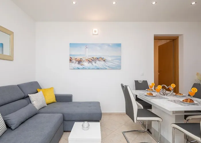Fba Family Beach Apartments Omis