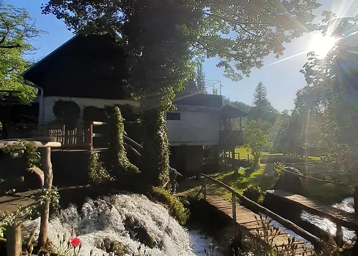 Guesthouse Pod Rastockim Krovom Slunj