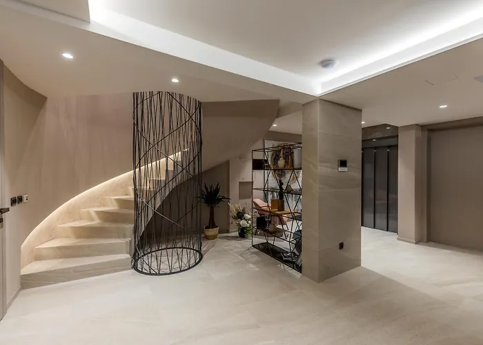 Vila Aurelia 1 Makarska met een Zwembad