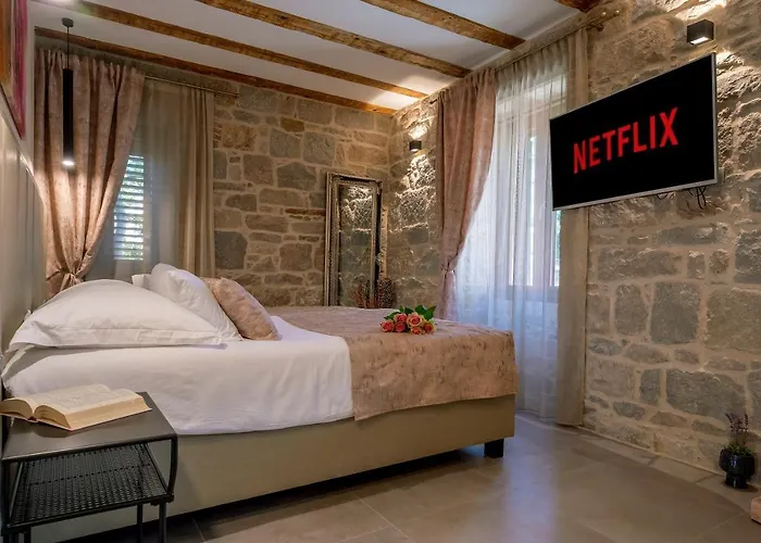 Old Spalatrum Luxury Rooms Split