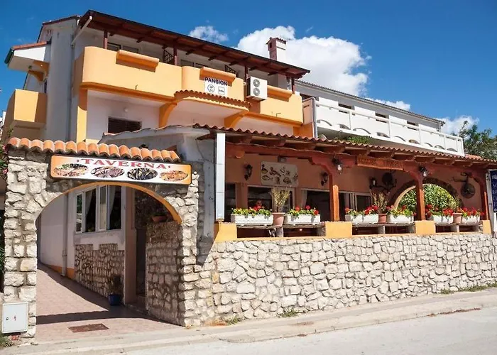 Pag Marina Rooms&Apartment